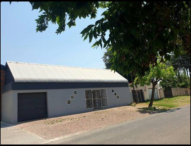 498M² BUSINESS FOR SALE IN BOKSBURG NORTH